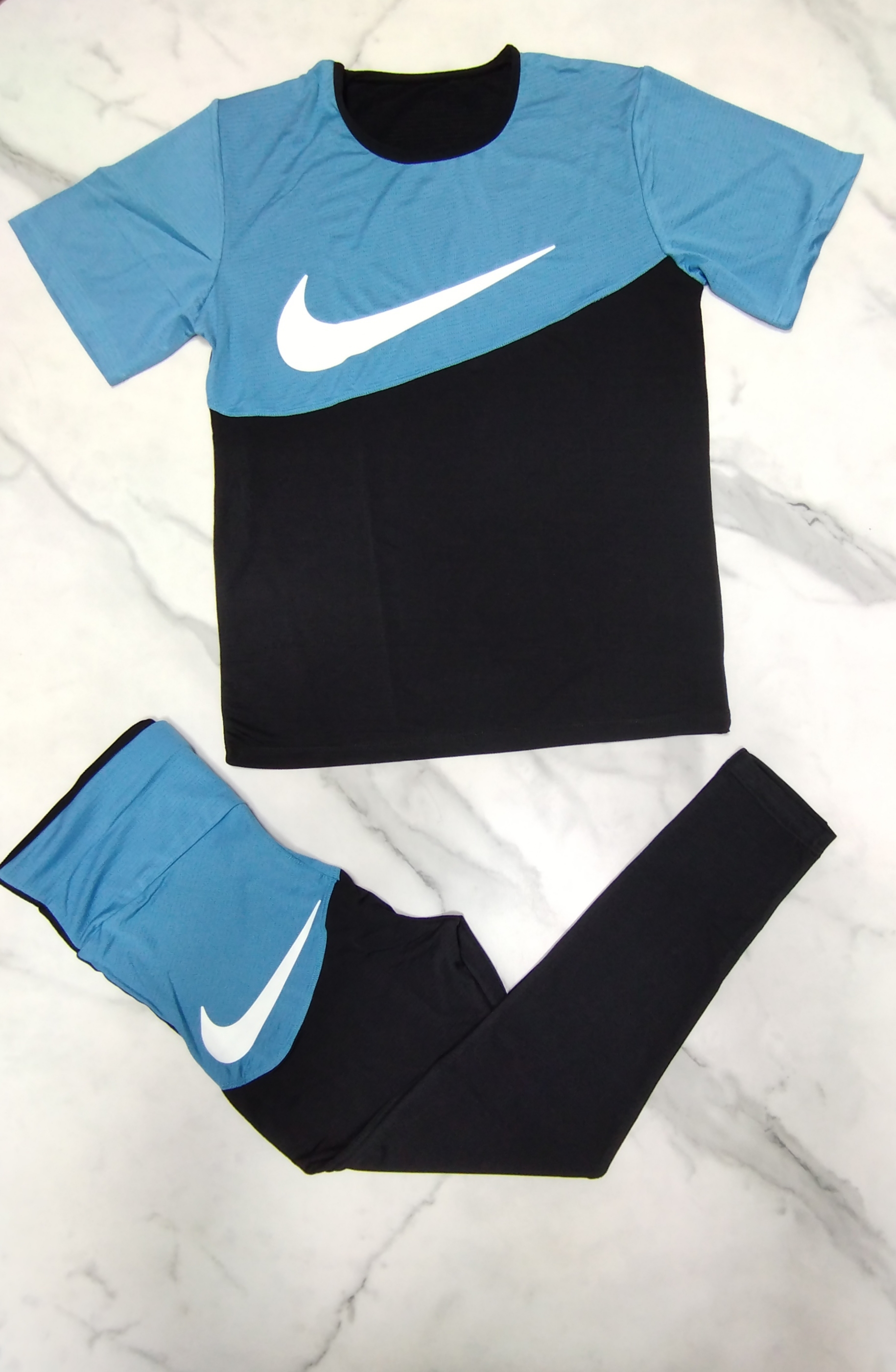 ست تیشرت و شلوار زنانه برند نایک پارچه تنفسی