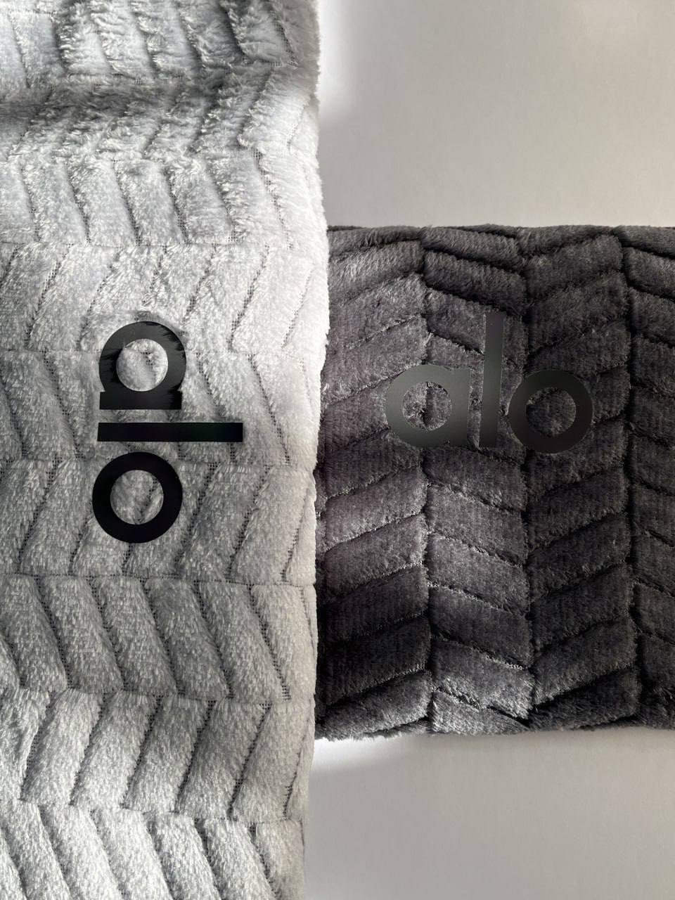 حوله ورزشی تک زنانه / مردانه الو