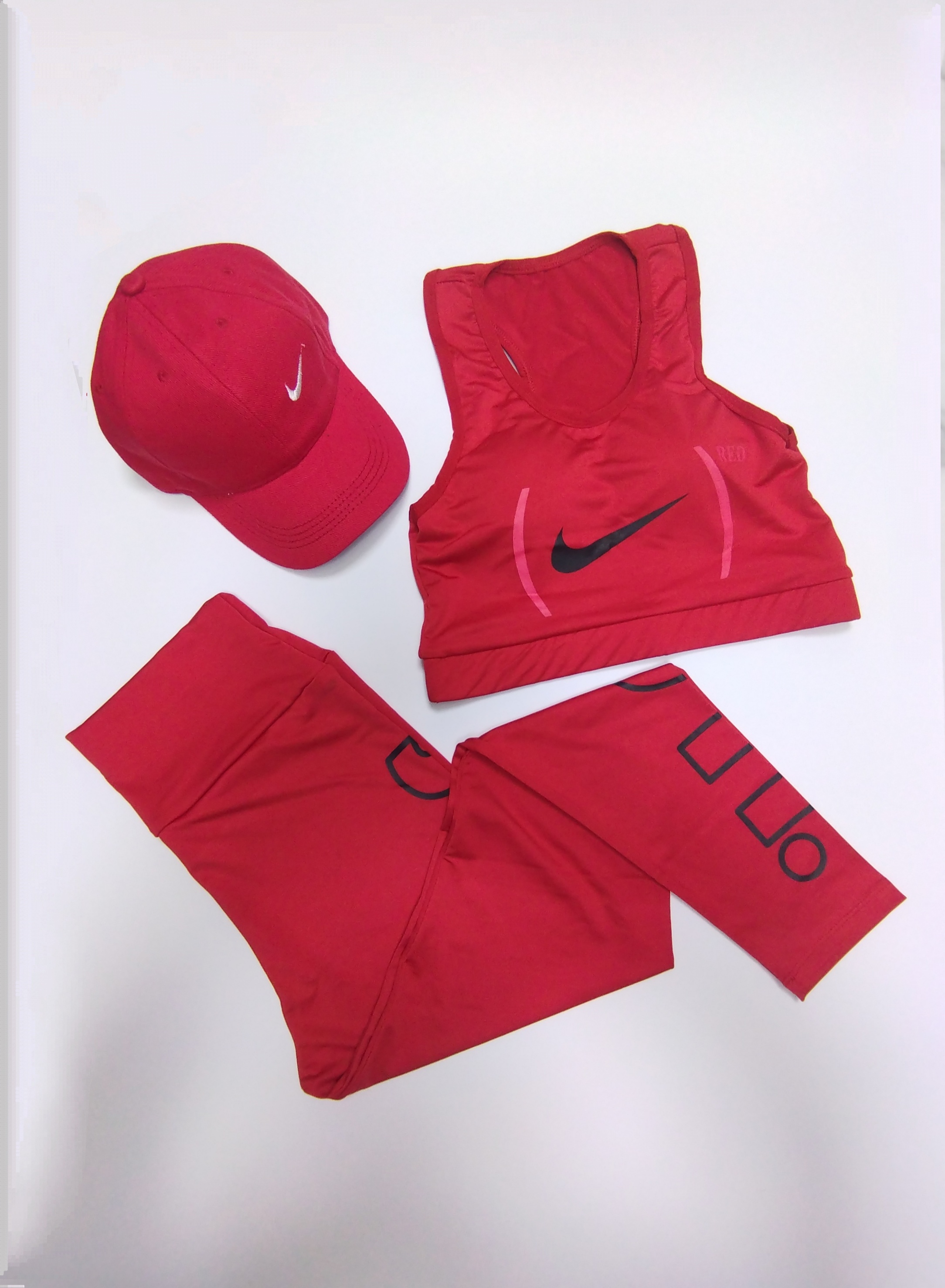 ست نیمتنه و لگ ورزشی زنانه نایک