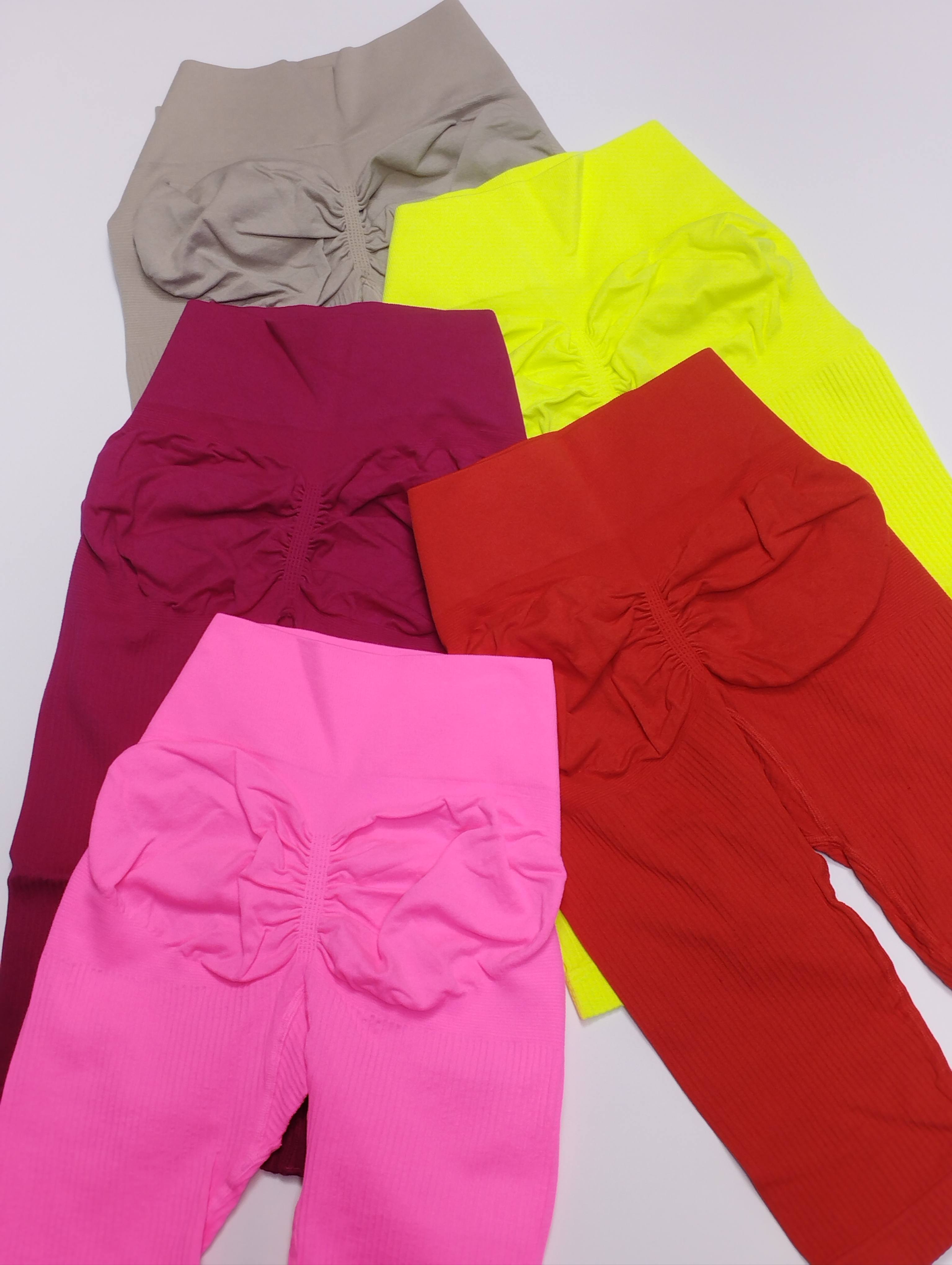 شلوارک ورزشی زنانه سیملس