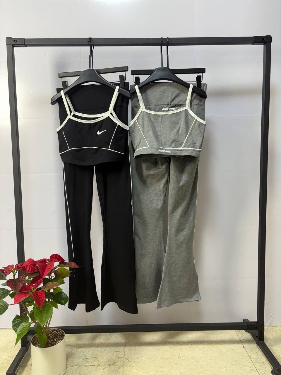 ست نیمتنه و لگ زنانه مغزی دوزی نایک پرو